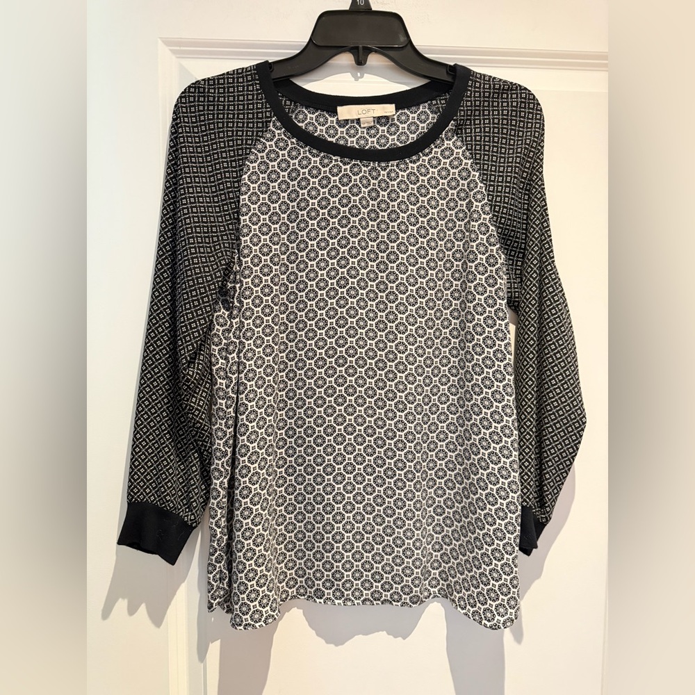Ann Taylor Loft blouse long sleeve shirt black and white top contrasting sleeves